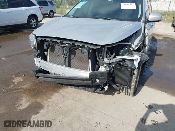 2014 Infiniti QX60 with VIN 5N1AL0MM0EC525019, listed as a IAAI auction lot 42035281 with 137,831 mi miles. Bid and sale history available at carsss.com. Image 6.