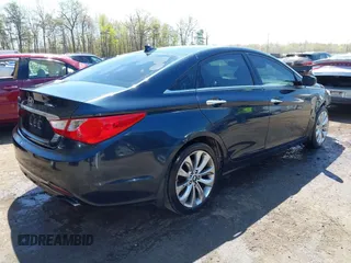 2013 Hyundai Sonata Limited with VIN 5NPEC4AC4DH792661, listed as a IAAI auction lot 42034355 with 142,125 mi miles and . Bid and sale history available at carsss.com. Image 4.