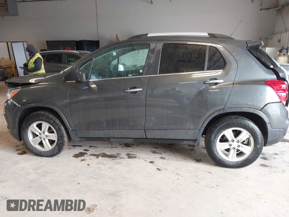 2018 Chevrolet Trax LT with VIN KL7CJPSB5JB616653, listed as a IAAI auction lot 41834321 with 65,164 mi miles and . Bid and sale history available at carsss.com. Image 15.