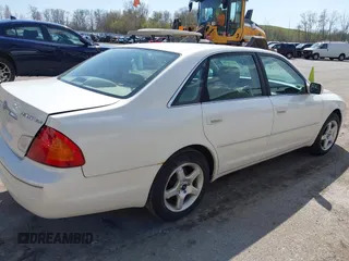 2001 Toyota Avalon XL z VIN 4T1BF28B71U120232, wystawiony jako IAAI lot #42116948 z przebiegiem 196 266 mil mil oraz . Historia ofert i sprzedaży dostępna na DreamBid. Obrazek 4.