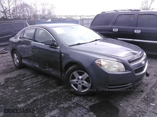 2008 Chevrolet Malibu LS w/1LS with VIN 1G1ZG57B88F175413, listed as a IAAI auction lot 21795623 with 124,132 mi miles. Bid and sale history available at carsss.com. Image 1.