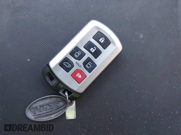 2020 Toyota Sienna XLE Auto Access Seat with VIN 5TDYZ3DC7LS035294, listed as a IAAI auction lot 42557047 with 38,986 mi miles and . Bid and sale history available at DreamBid. Image 11.