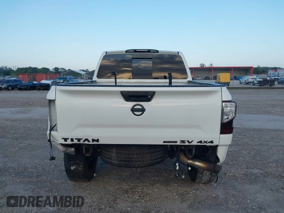 2019 Nissan Titan Pro-4X z VIN 1N6AA1E52KN534356, wystawiony jako IAAI lot #41998653 z przebiegiem 95 052 mil mil oraz . Historia ofert i sprzedaży dostępna na DreamBid. Obrazek 17.