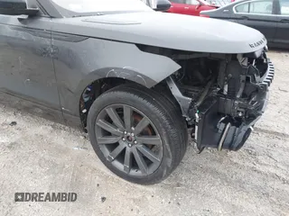 2018 Land Rover Range Rover Velar R-Dynamic HSE with VIN SALYM2RX7JA751636, listed as a IAAI auction lot 41517251 with 62,205 mi miles. Bid and sale history available at carsss.com. Image 17.