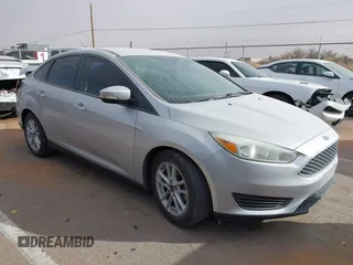 2016 Ford Focus SE with VIN 1FADP3F29GL326918, listed as a IAAI auction lot 41561811 with 44,496 mi miles. Bid and sale history available at carsss.com. Image 1.