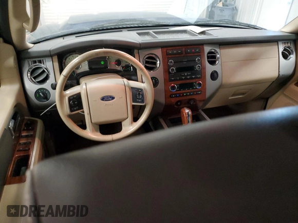 2008 Ford Expedition EL Eddie Bauer with VIN 1FMFK18528LA46090, listed as a Copart auction lot 86329694 with 188,208 mi miles and Clean Title. Bid and sale history available at carsss.com. Image 8.