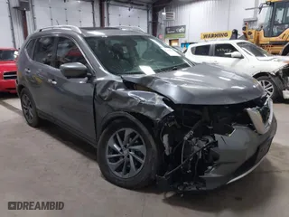 2016 Nissan Rogue SL with VIN 5N1AT2MT4GC850004, listed as a IAAI auction lot 41652721 with 200,650 mi miles. Bid and sale history available at carsss.com. Image 1.