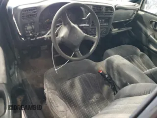 2000 Chevrolet S-10 LS with VIN 1GCCS195XYK234688, listed as a Copart auction lot 87216574 with Not Provided miles and Salvage Title. Bid and sale history available at DreamBid. Image 8.