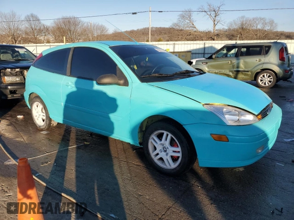 2000 Ford Focus ZX3 with VIN 3FAHP3131YR213601, listed as a Copart auction lot 88597525 with 134,724 mi miles and Salvage title. Bid and sale history available at DreamBid. Image 4.