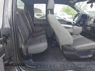2015 Ford F-150 XLT with VIN 1FTEX1E89FKD84587, listed as a IAAI auction lot 42102545 with 141,265 mi miles. Bid and sale history available at carsss.com. Image 8.