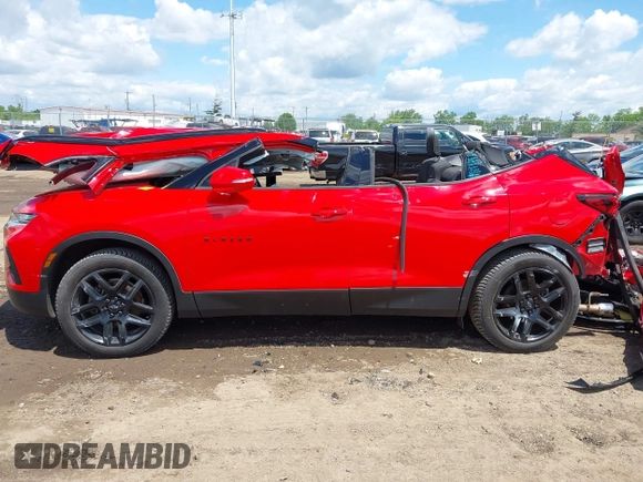 2019 Chevrolet Blazer z VIN 3GNKBBRA8KS689220, wystawiony jako IAAI lot #42340406 z przebiegiem 91 187 mil mil oraz . Historia ofert i sprzedaży dostępna na DreamBid. Obrazek 15.