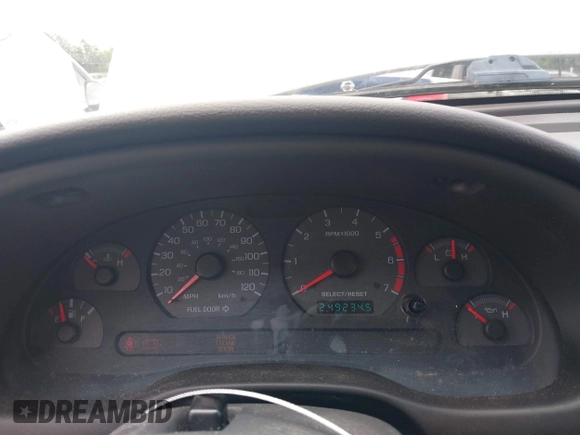 2000 Ford Mustang с VIN 1FAFP4046YF241835, выставлен на аукционе IAAI как лот 42456037 с пробегом 249 234 миль миль и . История ставок и продаж доступна на DreamBid. Изображение 7.