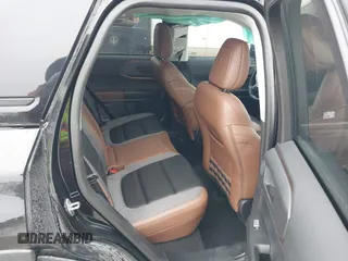 2024 Ford Bronco Sport Outer Banks z VIN 3FMCR9C61RRE99441, wystawiony jako IAAI lot #41560792 z przebiegiem 2631 mil mil oraz . Historia ofert i sprzedaży dostępna na DreamBid. Obrazek 8.