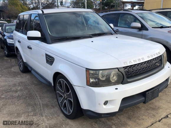 2011 Land Rover Range Rover Sport SC with VIN SALSH2E43BA266207, listed as a Copart auction lot 82416464 with 160,890 mi miles and Clean Title. Bid and sale history available at carsss.com. Image 1.