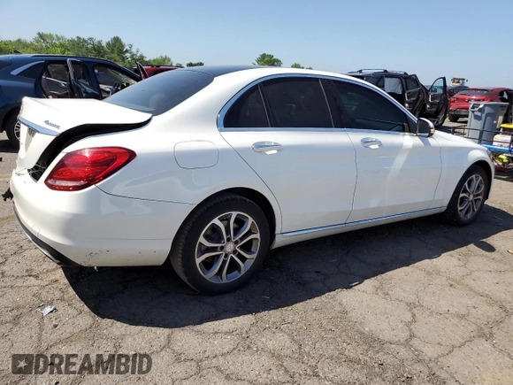 2017 Mercedes-Benz C 300 с VIN 55SWF4KB7HU189529, выставлен на аукционе Copart как лот 62079175 с пробегом 87 349 миль миль и Списание • Salvage title. История ставок и продаж доступна на DreamBid. Изображение 3.