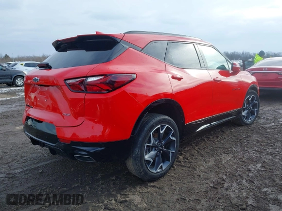 2022 Chevrolet Blazer RS z VIN 3GNKBKRS8NS172965, wystawiony jako IAAI lot #41610547 z przebiegiem 43 333 mil mil oraz . Historia ofert i sprzedaży dostępna na DreamBid. Obrazek 4.