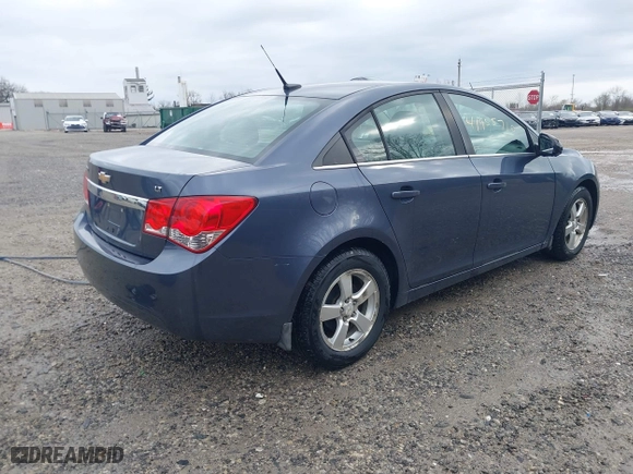 2014 Chevrolet Cruze 1LT with VIN 1G1PC5SB0E7213216, listed as a IAAI auction lot 41955710 with 147,003 mi miles. Bid and sale history available at carsss.com. Image 4.