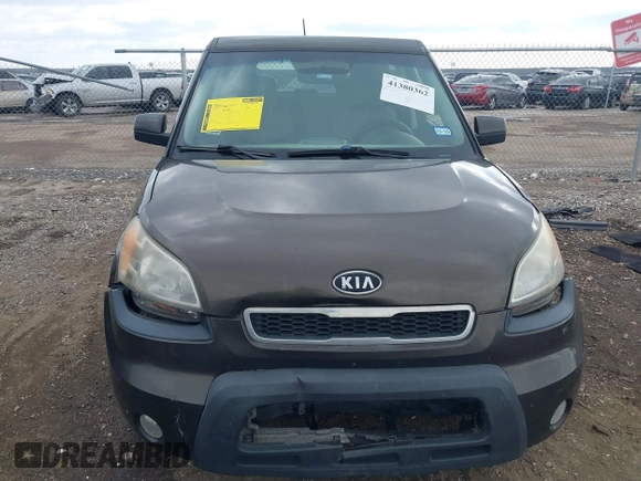 2010 Kia Soul + with VIN KNDJT2A23A7178534, listed as a IAAI auction lot 41380362 with 172,612 mi miles. Bid and sale history available at carsss.com. Image 13.