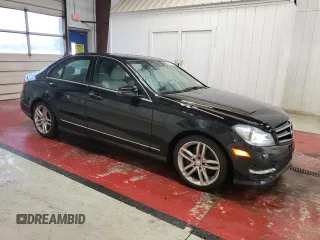 2014 Mercedes-Benz C 300 Sport with VIN WDDGF8AB5EA956772, listed as a Copart auction lot 51590945 with 85,121 mi miles and Clean Title. Bid and sale history available at DreamBid. Image 4.