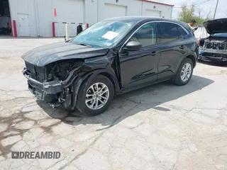 2022 Ford Escape SE with VIN 1FMCU0G69NUB35565, listed as a IAAI auction lot 42265525 with 27,711 mi miles and . Bid and sale history available at DreamBid. Image 18.