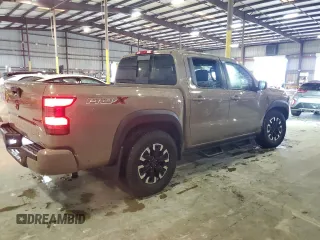 2024 Nissan Frontier SV with VIN 1N6ED1EJ0RN642992, listed as a Copart auction lot 70565784 with 194 mi miles and Salvage Title. Bid and sale history available at carsss.com. Image 3.