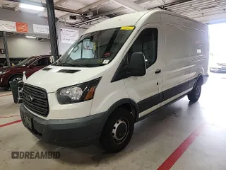 2017 Ford Transit z VIN 1FTYR2CM7HKA34715, wystawiony jako IAAI lot #42830885 z przebiegiem 300 799 mil mil oraz . Historia ofert i sprzedaży dostępna na DreamBid. Obrazek 34.