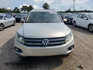 2013 Volkswagen Tiguan S with VIN WVGAV3AX5DW559383, listed as a Copart auction lot 66356005 with 117,271 mi miles and Clean title. Bid and sale history available at DreamBid. Image 5.