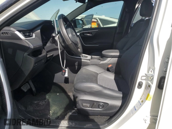 2021 Toyota RAV4 Hybrid XSE with VIN 4T3E6RFV2MU047334, listed as a Copart auction lot 49154605 with 33,588 mi miles and Salvage Title. Bid and sale history available at carsss.com. Image 7.