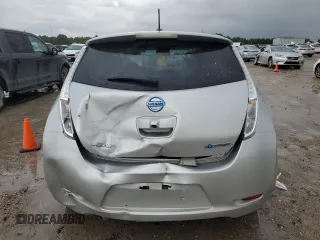 2015 Nissan LEAF SV with VIN 1N4AZ0CP7FC311103, listed as a Copart auction lot 73679083 with 37,685 mi miles. Bid and sale history available at carsss.com. Image 6.