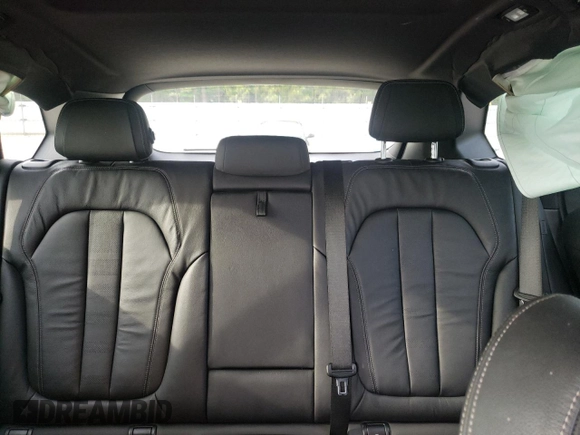 2019 BMW X5 xDrive40i with VIN 5UXCR6C53KLK82812, listed as a Copart auction lot 57246935 with Not provided miles and Salvage title. Bid and sale history available at DreamBid. Image 10.