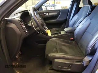 2021 Volvo XC40 with VIN YV4ED3UR9M2597323, listed as a Copart auction lot 64683403 with 29,266 mi miles and . Bid and sale history available at DreamBid. Image 7.