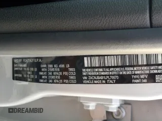 2020 Jeep Renegade Sport with VIN ZACNJBAB1LPL76670, listed as a Copart auction lot 43144075 with 91,739 mi miles and Salvage title. Bid and sale history available at DreamBid. Image 15.