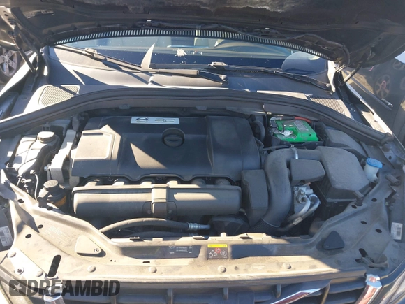 2012 Volvo XC60 3.2L with VIN YV4952DL8C2291037, listed as a IAAI auction lot 41683215 with 170,000 mi miles and . Bid and sale history available at DreamBid. Image 10.