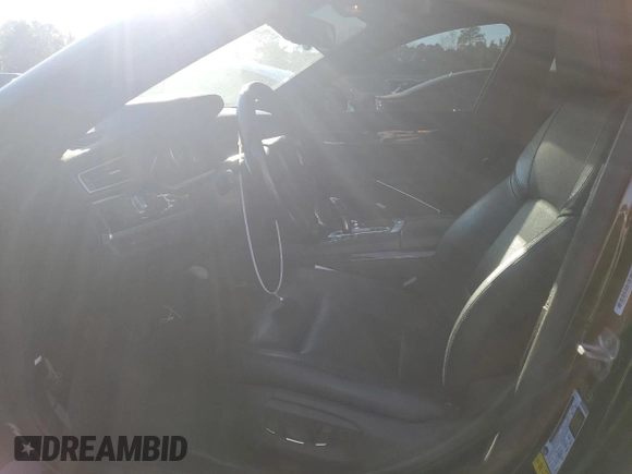 2013 BMW 7 Series 740Li with VIN WBAYE4C54DD137568, listed as a Copart auction lot 43586685 with 181,796 mi miles and Clean title. Bid and sale history available at DreamBid. Image 7.