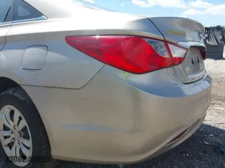 2011 Hyundai Sonata GLS with VIN 5NPEB4AC2BH203736, listed as a IAAI auction lot 41853018 with 224,475 mi miles. Bid and sale history available at carsss.com. Image 12.