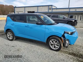 2024 Kia Soul S with VIN KNDJ23AU7R7229720, listed as a Copart auction lot 82536444 with 13,677 mi miles and Salvage Title. Bid and sale history available at DreamBid. Image 4.