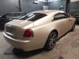2019 Rolls-Royce Wraith z VIN SCA665C53KUX87266, wystawiony jako IAAI lot #41918222 z przebiegiem 42 388 mil mil oraz . Historia ofert i sprzedaży dostępna na DreamBid. Obrazek 4.