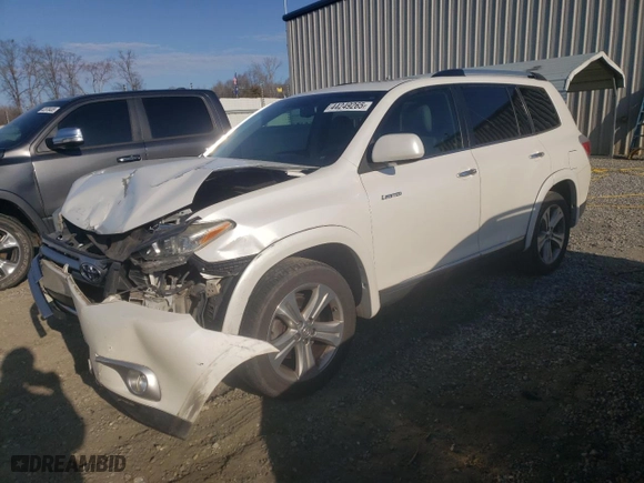 2013 Toyota Highlander Limited with VIN 5TDYK3EH5DS108646, listed as a Copart auction lot 44249265 with 131,460 mi miles and Salvage Title. Bid and sale history available at carsss.com. Image 1.