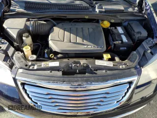 2014 Chrysler Town & Country Touring with VIN 2C4RC1BG2ER256457, listed as a Copart auction lot 70687244 with 179,893 mi miles and Salvage Title. Bid and sale history available at DreamBid. Image 12.