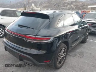 2022 Porsche Macan z VIN WP1AA2A59NLB06264, wystawiony jako IAAI lot #41498822 z przebiegiem 15 701 mil mil oraz . Historia ofert i sprzedaży dostępna na DreamBid. Obrazek 4.