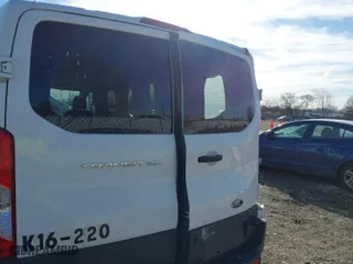2017 Ford Transit Wagon XL with VIN 1FBZX2ZM3HKA98174, listed as a IAAI auction lot 41691833 with 190,226 mi miles. Bid and sale history available at carsss.com. Image 19.