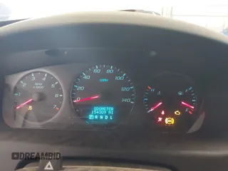 2014 Chevrolet Impala Police Police z VIN 2G1WD5E30E1187257, wystawiony jako IAAI lot #42167443 z przebiegiem 230 000 mil mil oraz . Historia ofert i sprzedaży dostępna na DreamBid. Obrazek 7.