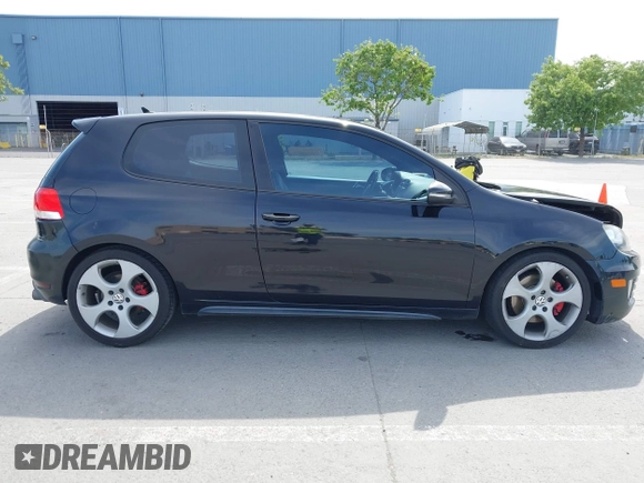 2011 Volkswagen GTI PZEV с VIN WVWFD7AJ9BW088903, выставлен на аукционе IAAI как лот 42100212 с пробегом 165 808 миль миль и . История ставок и продаж доступна на DreamBid. Изображение 14.