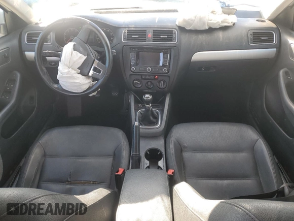 2011 Volkswagen Jetta SEL с VIN 3VWGX7AJ1BM006459, выставлен на аукционе Copart как лот 88080885 с пробегом 176 348 миль миль и Списание • Salvage title. История ставок и продаж доступна на DreamBid. Изображение 8.