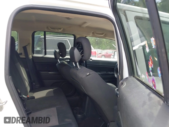 2014 Jeep Patriot Altitude with VIN 1C4NJPBA8ED504989, listed as a IAAI auction lot 42284403 with 196,922 mi miles and . Bid and sale history available at DreamBid. Image 8.