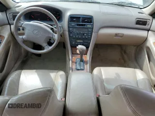 1998 Lexus ES 300 with VIN JT8BF28G7W0129428, listed as a Copart auction lot 59376465 with 155,922 mi miles and Salvage title. Bid and sale history available at DreamBid. Image 8.