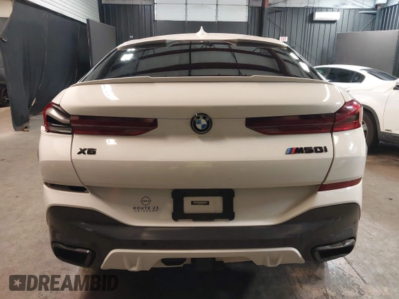 2022 BMW X6 M50i z VIN 5UXCY8C05N9J18577, wystawiony jako IAAI lot #41982042 z przebiegiem 64 155 mil mil oraz . Historia ofert i sprzedaży dostępna na DreamBid. Obrazek 16.
