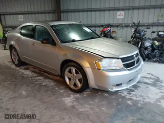 2008 Dodge Avenger SXT with VIN 1B3LC56R68N618978, listed as a IAAI auction lot 41821075 with 1 mi miles. Bid and sale history available at carsss.com. Image 1.