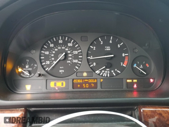 2000 BMW 5 Series 528iA with VIN WBADM6349YGU22646, listed as a Copart auction lot 42733845 with 203,661 mi miles and Salvage Title. Bid and sale history available at carsss.com. Image 9.