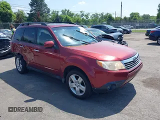 2009 Subaru Forester X with VIN JF2SH63699H742563, listed as a IAAI auction lot 42557117 with 96,075 mi miles and . Bid and sale history available at DreamBid. Image 1.